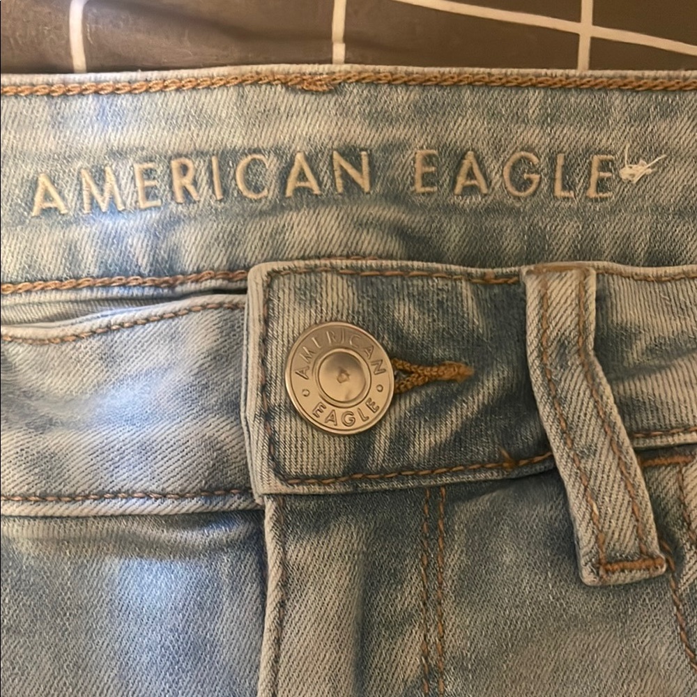 American Eagle Light Blue Denim Jeans